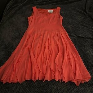 LIKE NEW Rickie Freeman for Teri John Coral 100% Silk Dress in Size 2